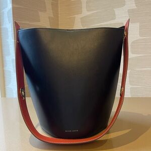 Danse Lente Black Bucket Bag